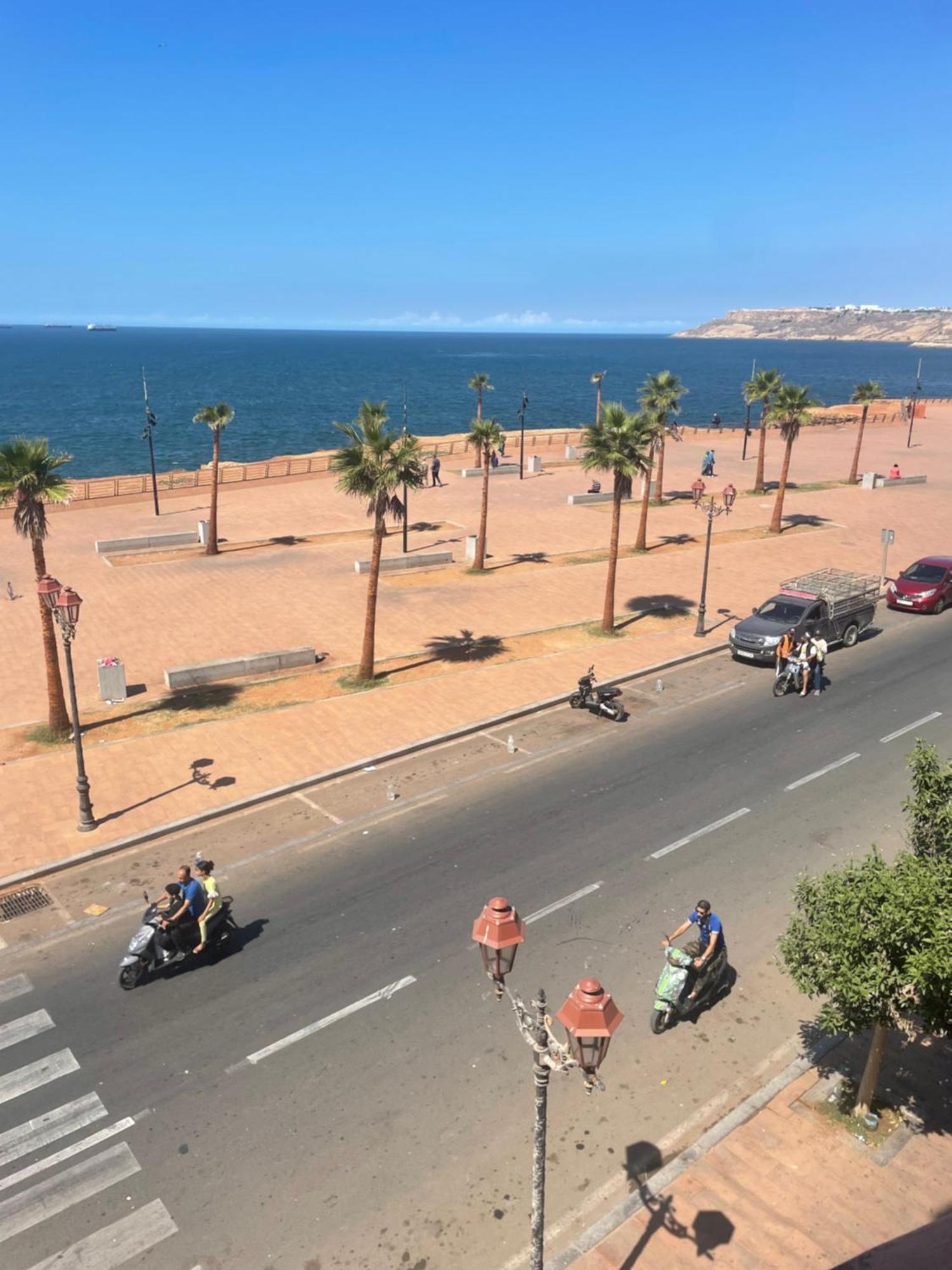 Vu Sur Corniche Apartment Safi Luaran gambar