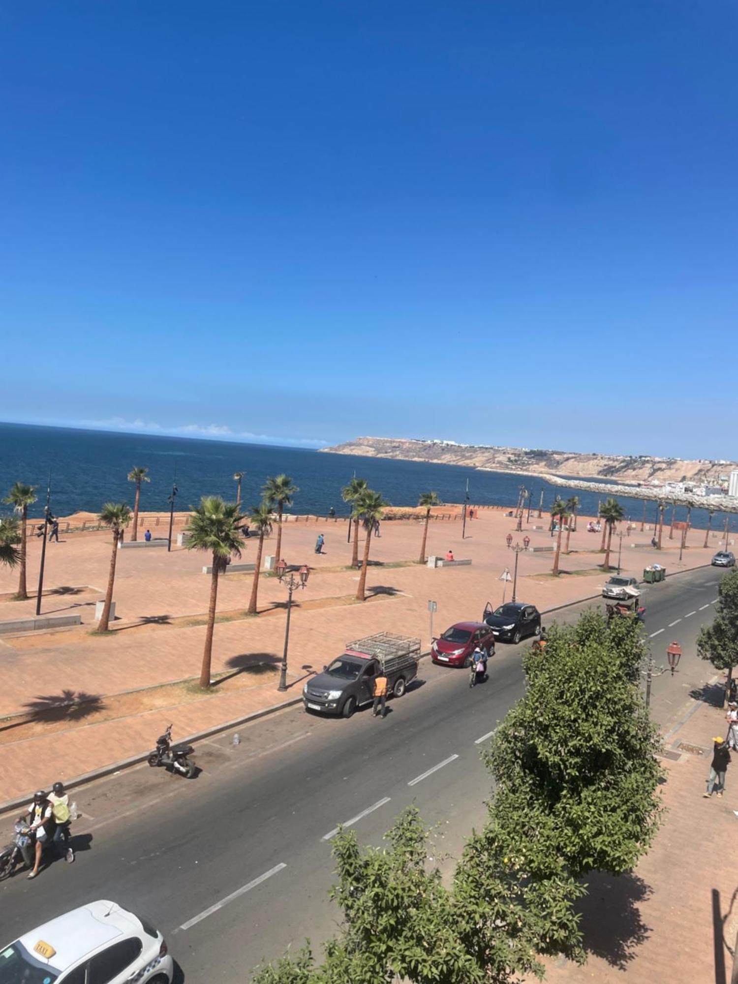Vu Sur Corniche Apartment Safi Luaran gambar